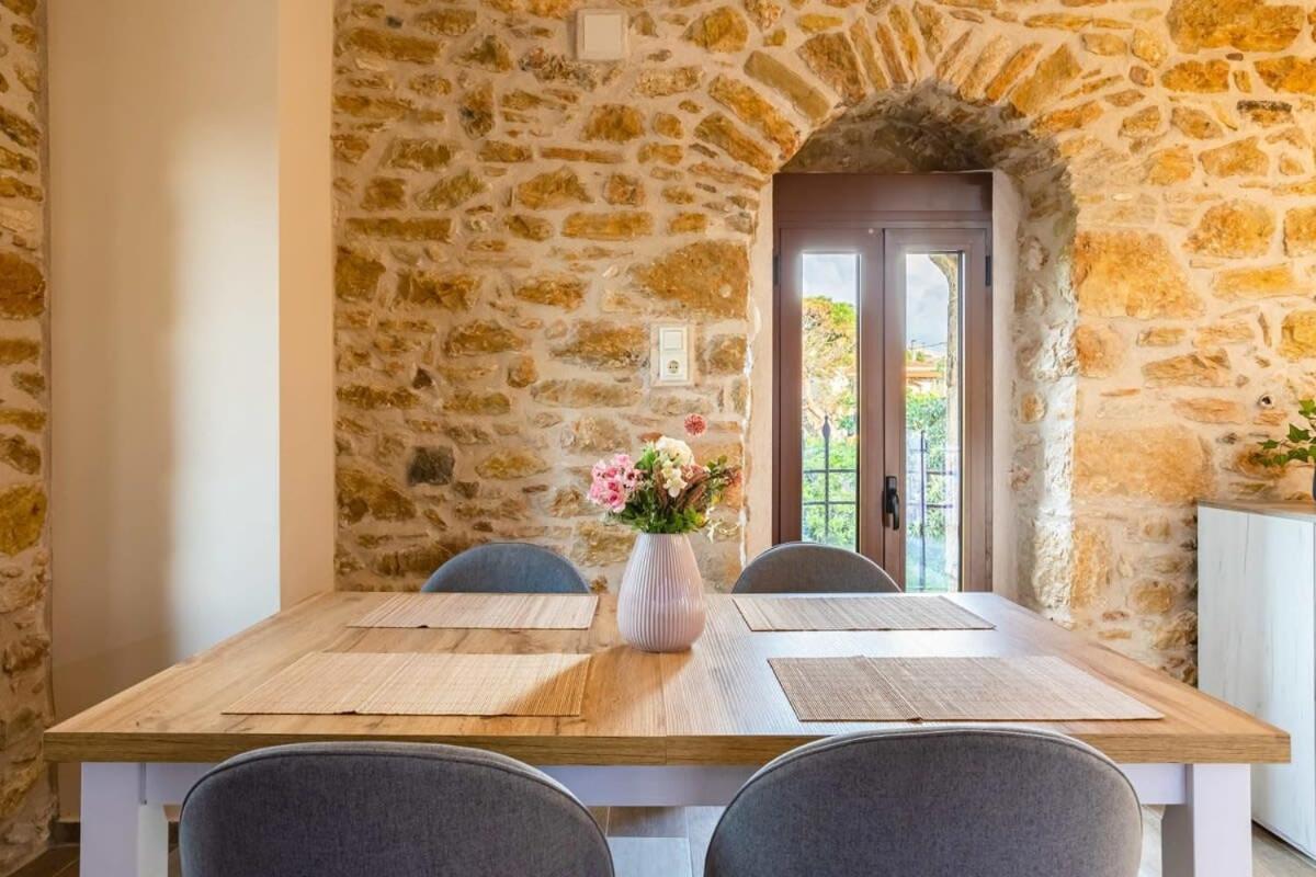 Mantineia Stone Villa-An Ethereal Getaway Megali Mantineia Extérieur photo